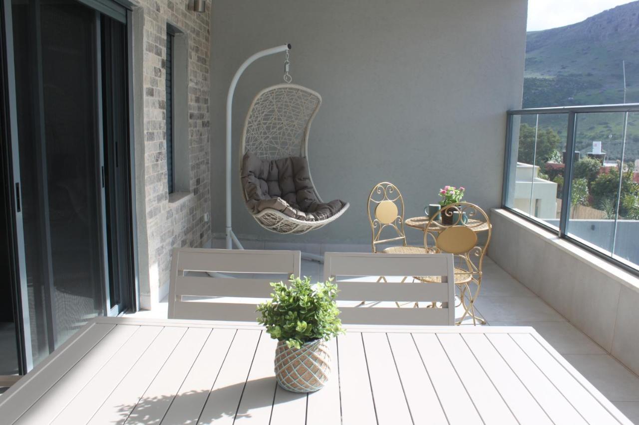 Ferienwohnung נוף הארבל עם חלון לכינרת Migdal Exterior foto