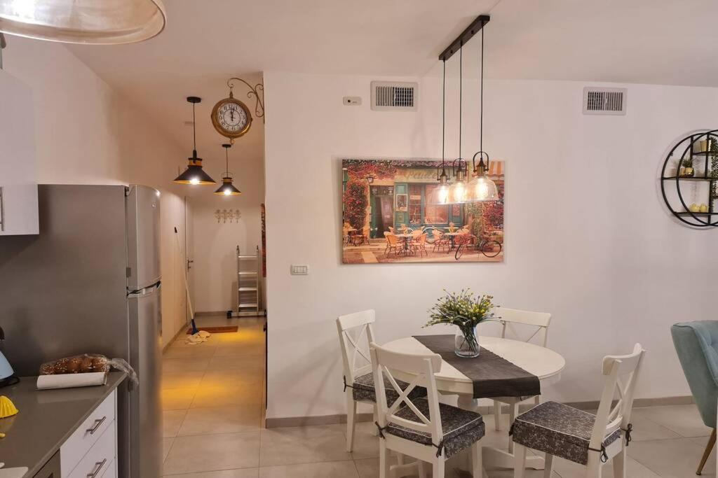 Ferienwohnung נוף הארבל עם חלון לכינרת Migdal Exterior foto
